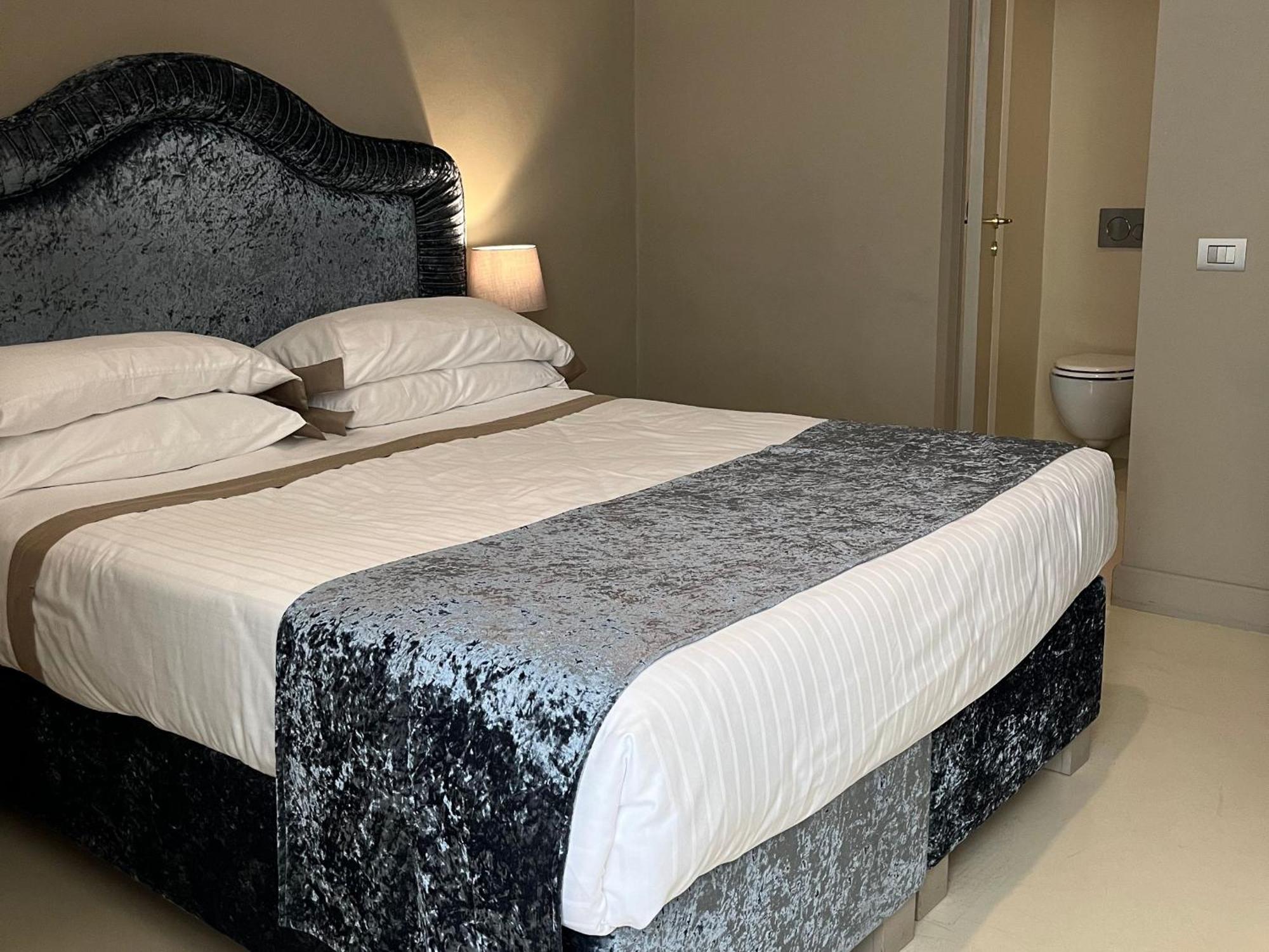 Numa Florence Palazzo San Niccolo Экстерьер фото
