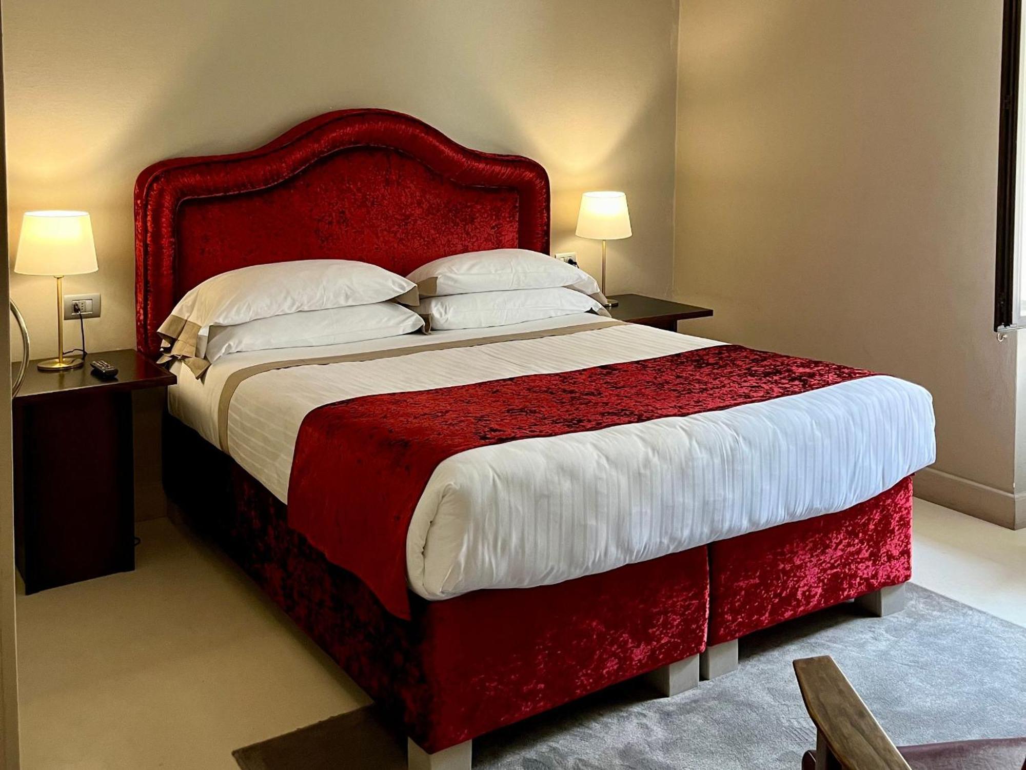 Numa Florence Palazzo San Niccolo Экстерьер фото